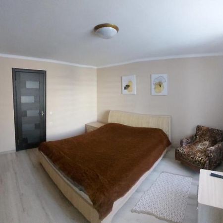 Apartmán Вулиця Нагiрна Kamenec Podolský Exteriér fotografie