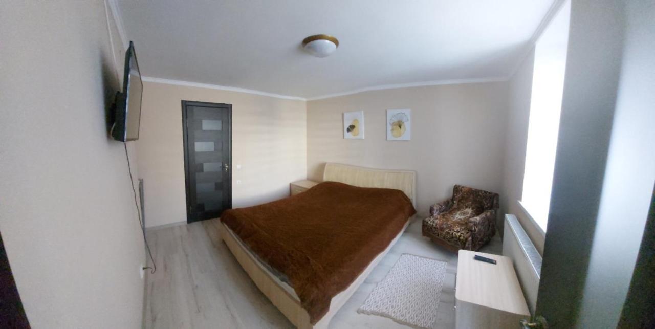 Apartmán Вулиця Нагiрна Kamenec Podolský Exteriér fotografie