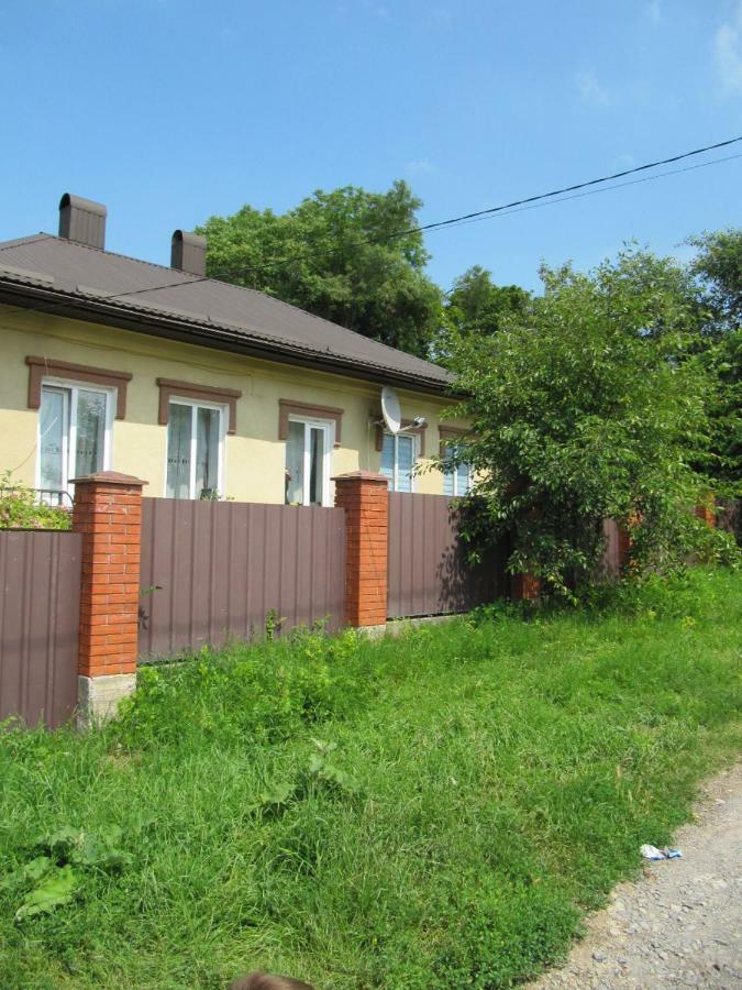 Apartmán Вулиця Нагiрна Kamenec Podolský Exteriér fotografie
